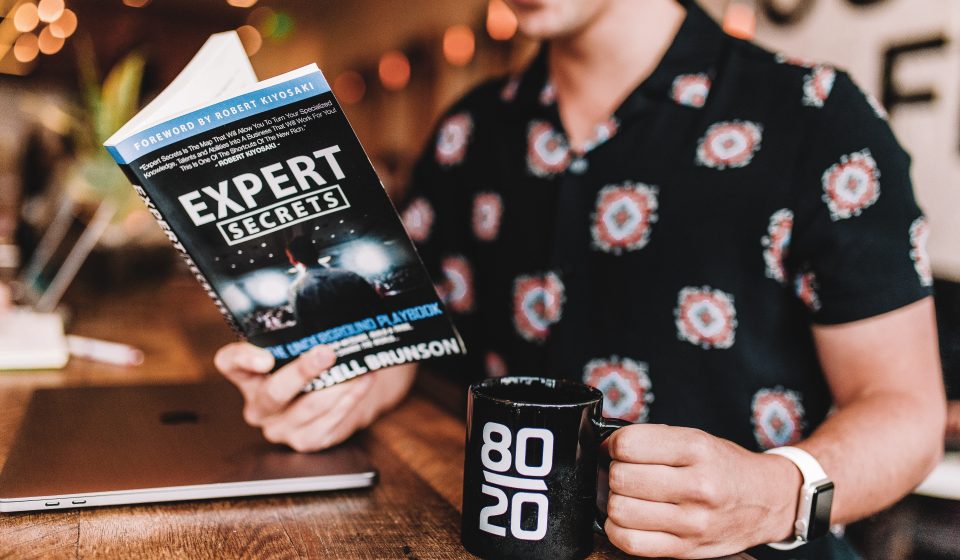 Câte ore sunt necesare pentru a deveni expert?