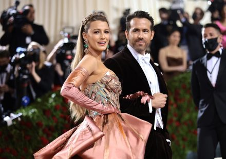 Gala Met 2022. Cum s-au îmbrăcat vedetele la cea mai extravagantă gală din New York. Foto + Video