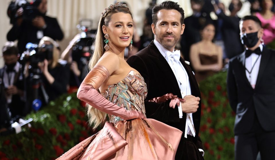 Gala Met 2022. Cum s-au îmbrăcat vedetele la cea mai extravagantă gală din New York. Foto + Video