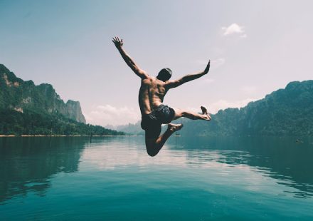 Cum să îți ridici rispoziția? 10 metode.