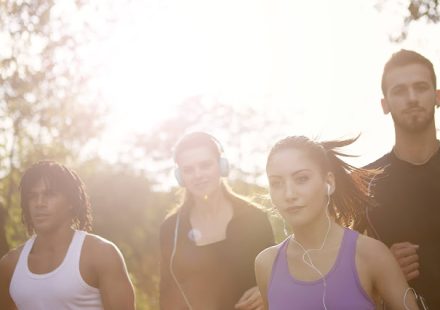 10 sfaturi pentru a deveni o persoană fermecătoare (carismatică)